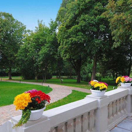 Apartment In Garz With Garden Экстерьер фото